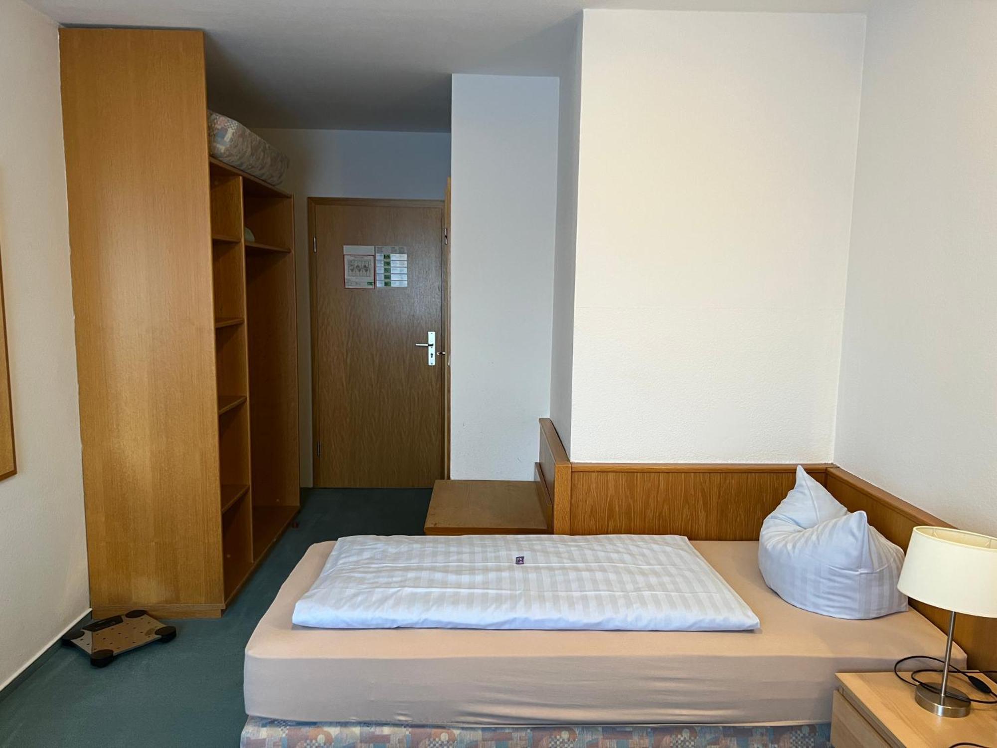 Niebuhrs Hotel Friedrichsdorf Zimmer foto